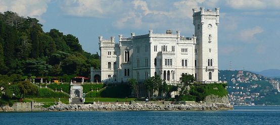castello-miramare-01-travelmapitaly.com