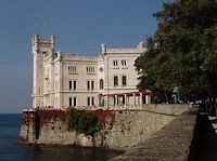 castello-miramare-03-travelmapitaly.com